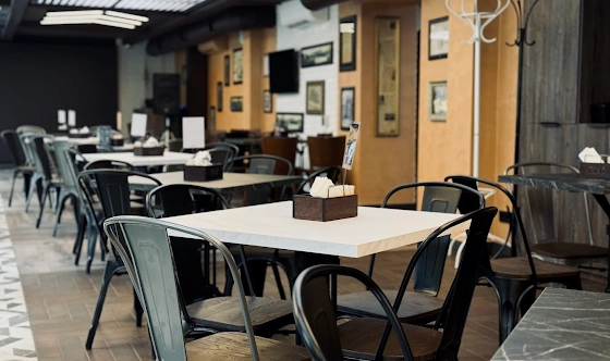 Фото №2 зала Основной зал «Reader's Pub»