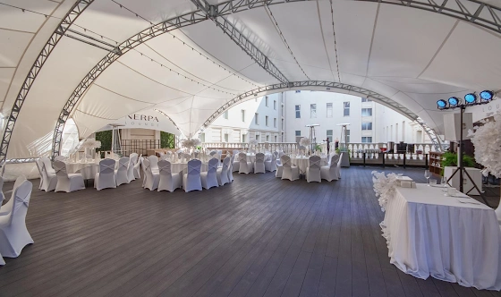 Фото №20 зала Летняя  терраса ресторана Gallery