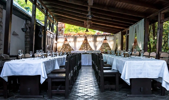 Фото №1 зала Летняя веранда 