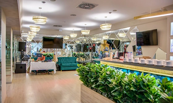 Фото №15 зала Ресторан «Матрешка»