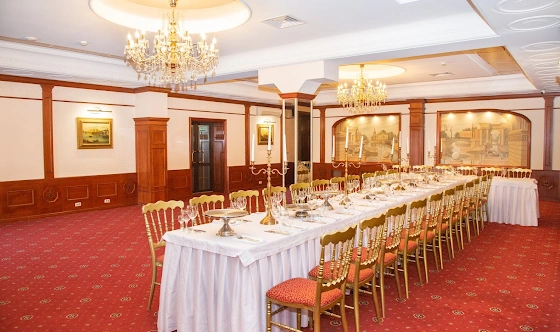 Фото №9 зала Банкетный зал «Петровский»