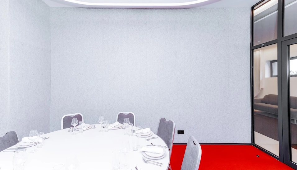 Фото №7 зала Переговорная комната 1