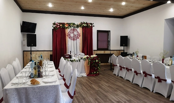 Фото №2 зала Закрытая веранда на 50 человек