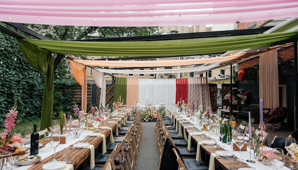 Фото №1 зала Wine Yard/Винный двор