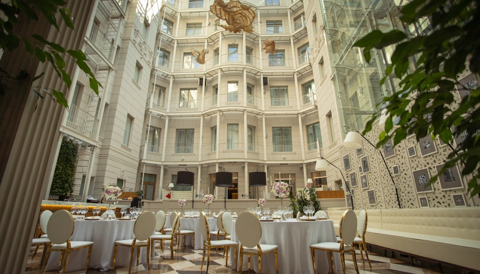 Фото №1 зала Атриум "Вино и вода"