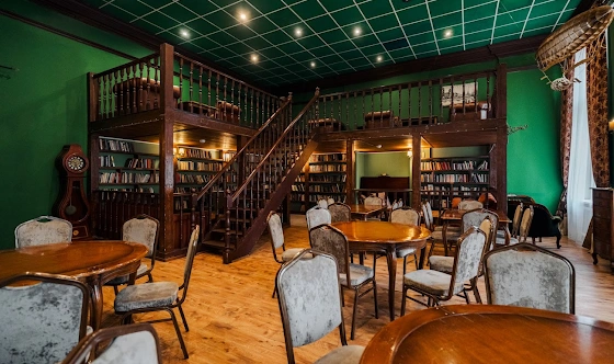 Фото №1 зала Зал «Библиотека»