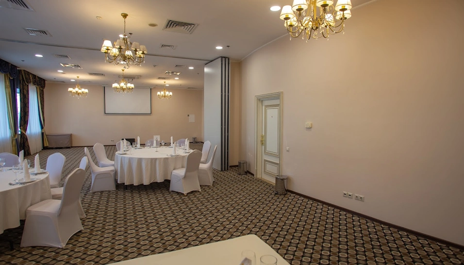 Фото №16 зала Зал «Верди и Беллини»