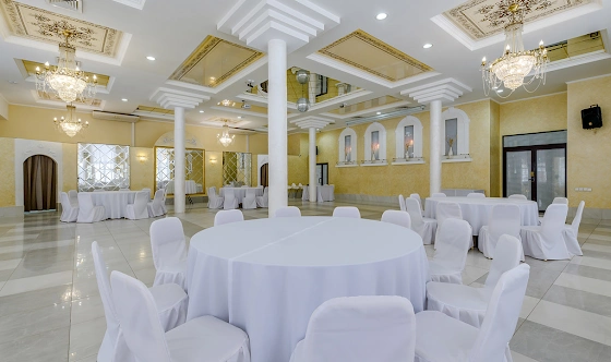 Фото №12 зала Зал «Хрустальный»