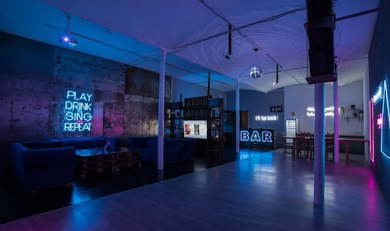 Фото №10 зала Зал «Юность»