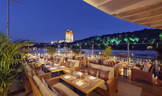 Фото №4 зала Летняя веранда «Ласточка»