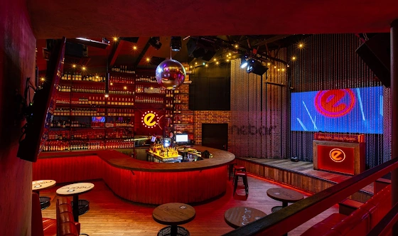 Фото №6 зала Основной зал с танцполом