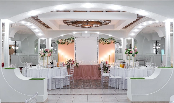 Фото №1 зала Ресторан «Измайловский двор»