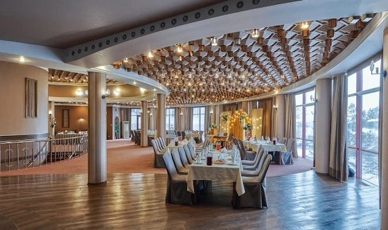 Фото №2 зала Зал ресторана