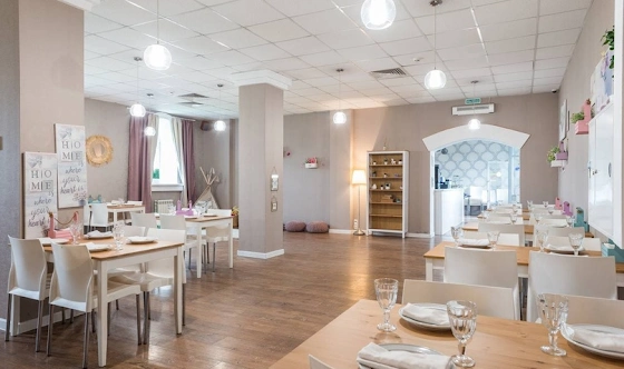 Фото №2 зала Семейное кафе «Русская сказка»