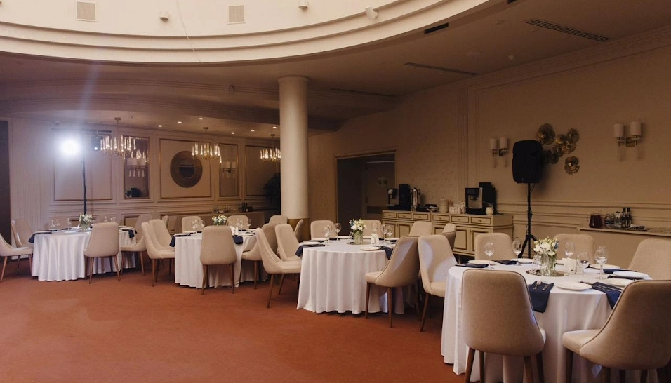 Фото №3 зала Ресторан «Ля Ронд»