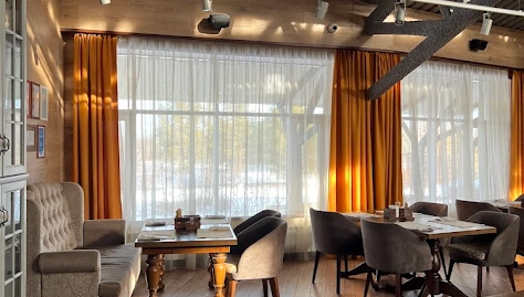 Фото №2 зала Ресторан "Яблони и Груши"