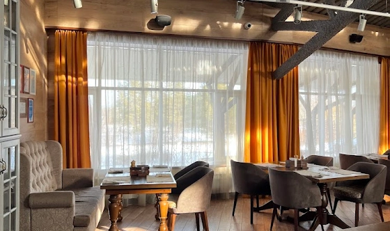 Фото №1 зала Ресторан "Яблони и Груши"