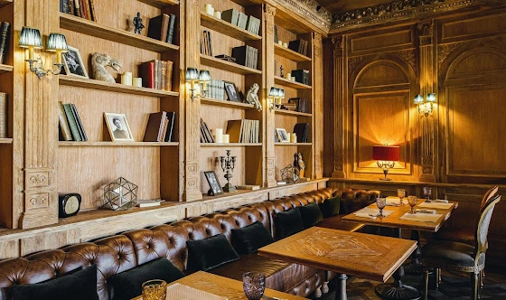 Фото №3 зала Зал «Библиотека»