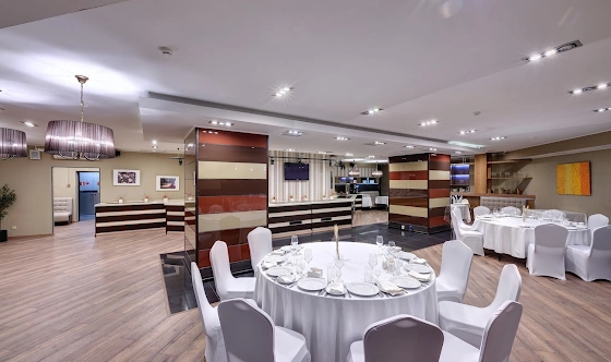 Фото №4 зала Зал «Премьер» 