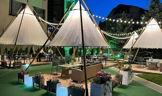 Фото №1 зала Летняя Терраса SHATER