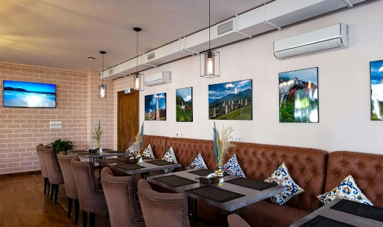 Фото №16 зала Зал с витражными окнами 