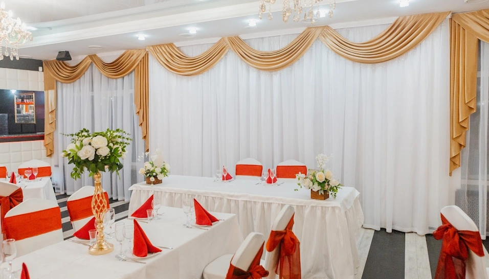 Фото №3 зала Зал "Рубиновый"