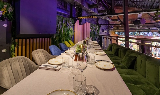 Фото №4 зала 2 этаж, вип зона №2 