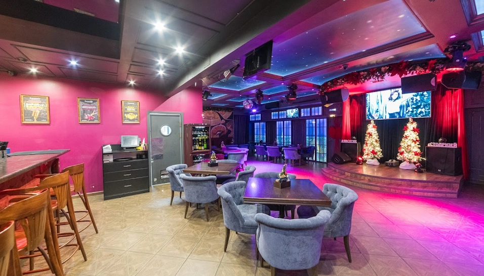 Фото №4 зала Основной зал