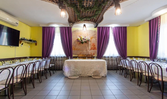 Фото №2 зала Коттедж с банкетным залом