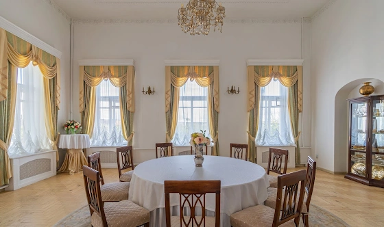 Фото №8 зала Зал «Образцовой»