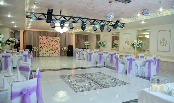 Фото №17 зала Зал «Версаль»