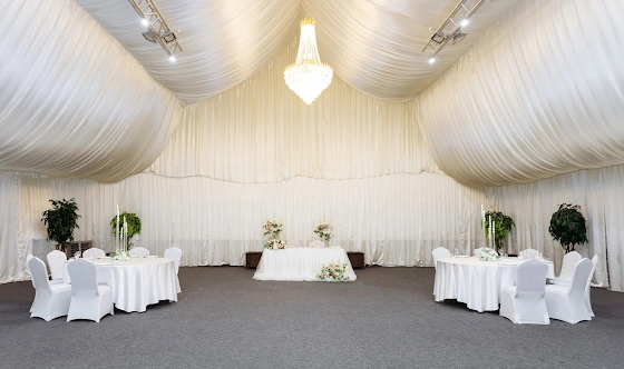 Фото №1 зала Банкетный шатер "Сияние"