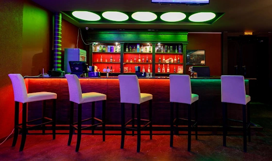 Фото №10 зала Караоке-бар «Неон»