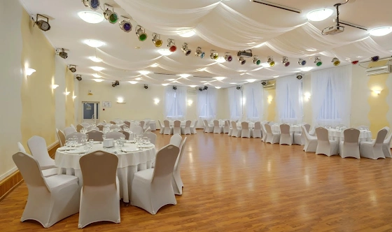 Фото №2 зала Ресторан на 2 этаже