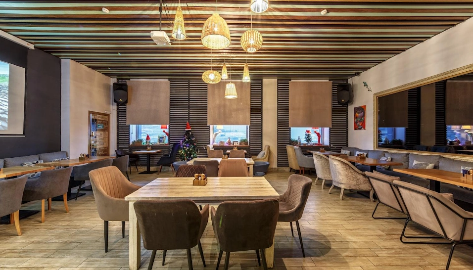 Фото №6 зала Mavi Cafe