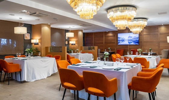 Фото №2 зала Ресторан "КЕДР"