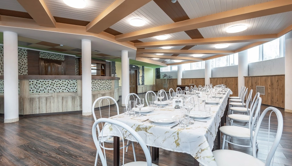 Фото №6 зала Зал с камином