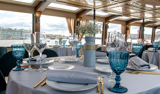 Фото №5 зала Палуба