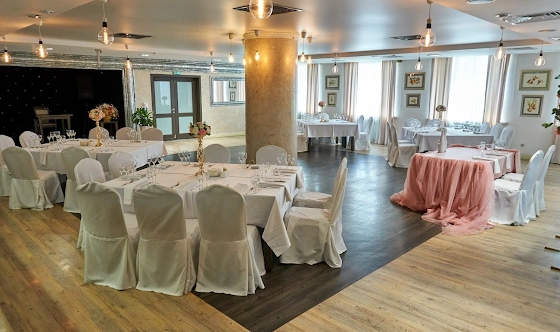 Фото №2 зала Ресторан