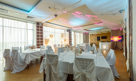 Фото №8 зала Зал ресторана 