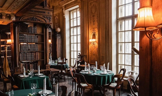 Фото №1 зала Зал «Библиотека»