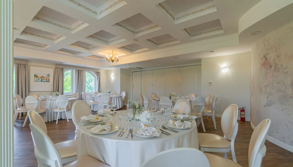 Фото №1 зала Ресторан «Коркули»