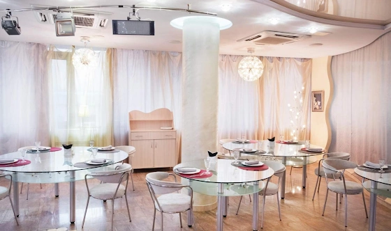 Фото №10 зала Зал ресторана «Жемчужина»