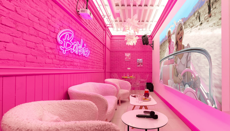 Фото №2 зала Зал "Барби"
