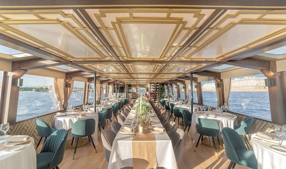 Фото №11 зала Палуба