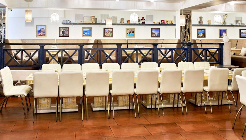 Фото №2 зала Кафе