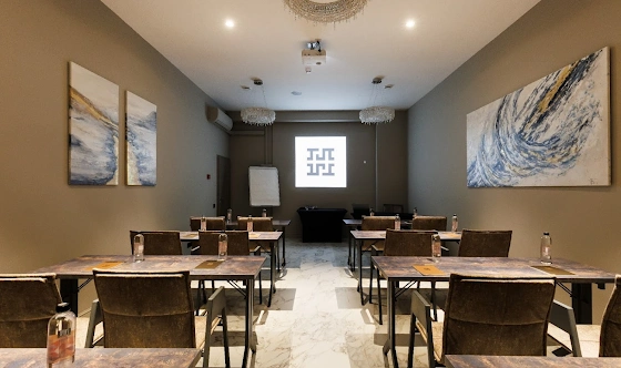 Фото №3 зала Конференц-зал  "Suzor"