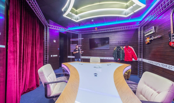 Фото №3 зала VIP 1996