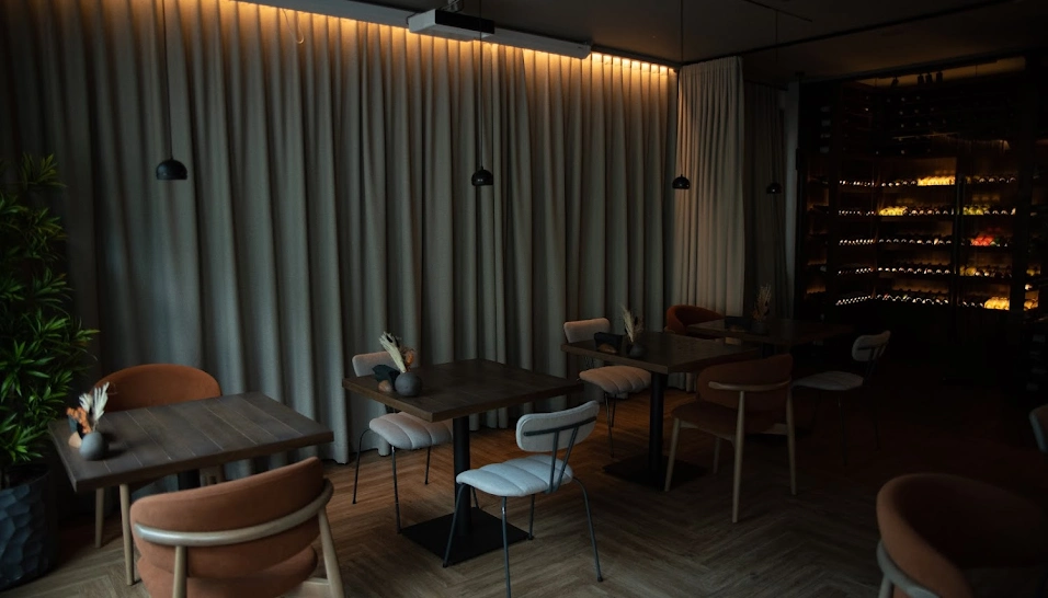 Фото №7 зала Зал "Винный"