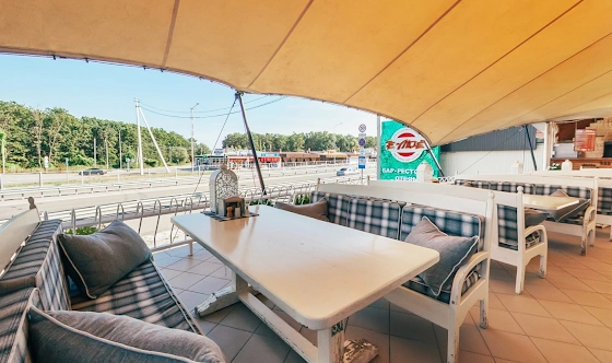 Фото №3 зала Летняя терраса 